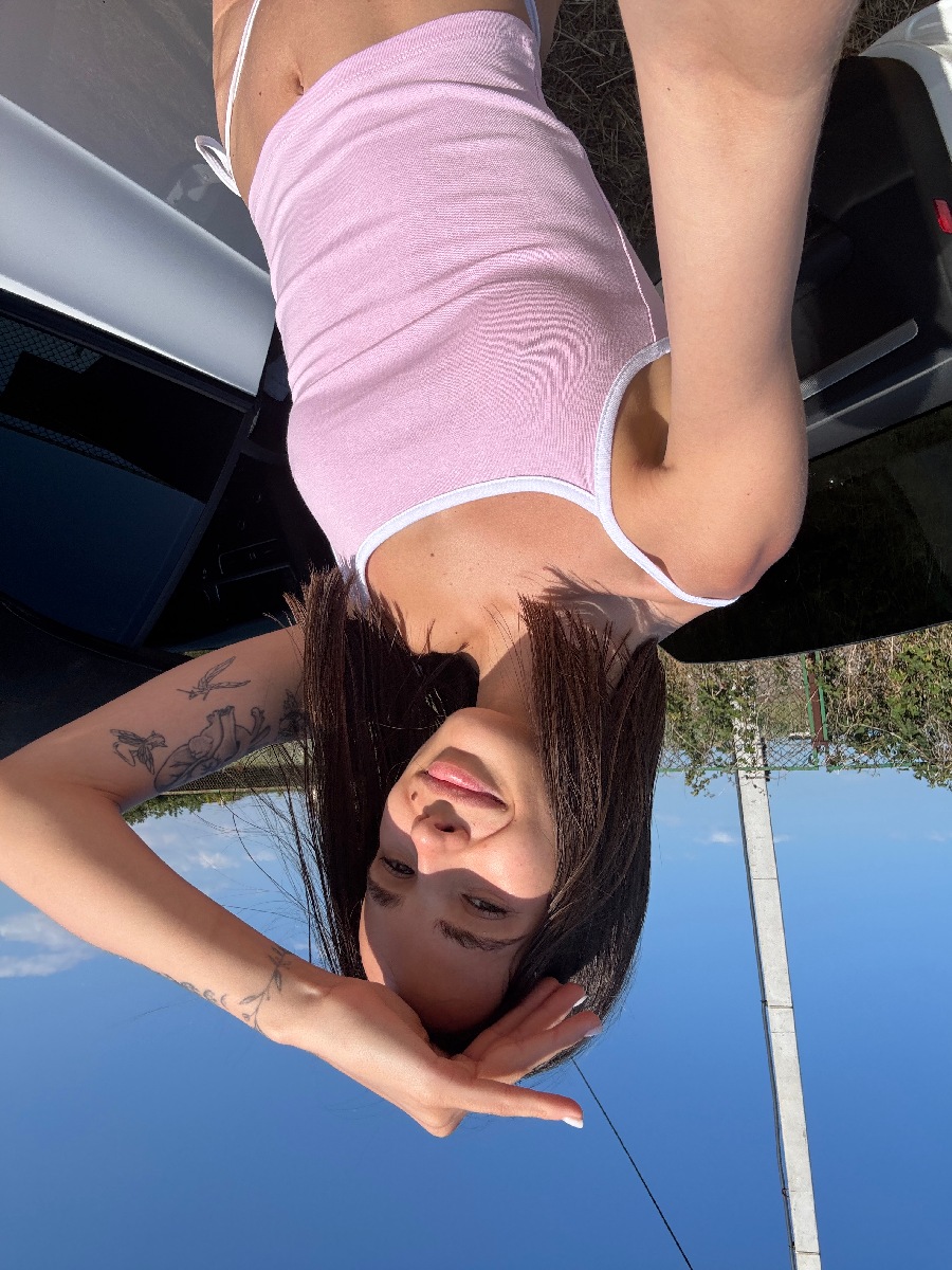 Sexy model Tina in Mecca